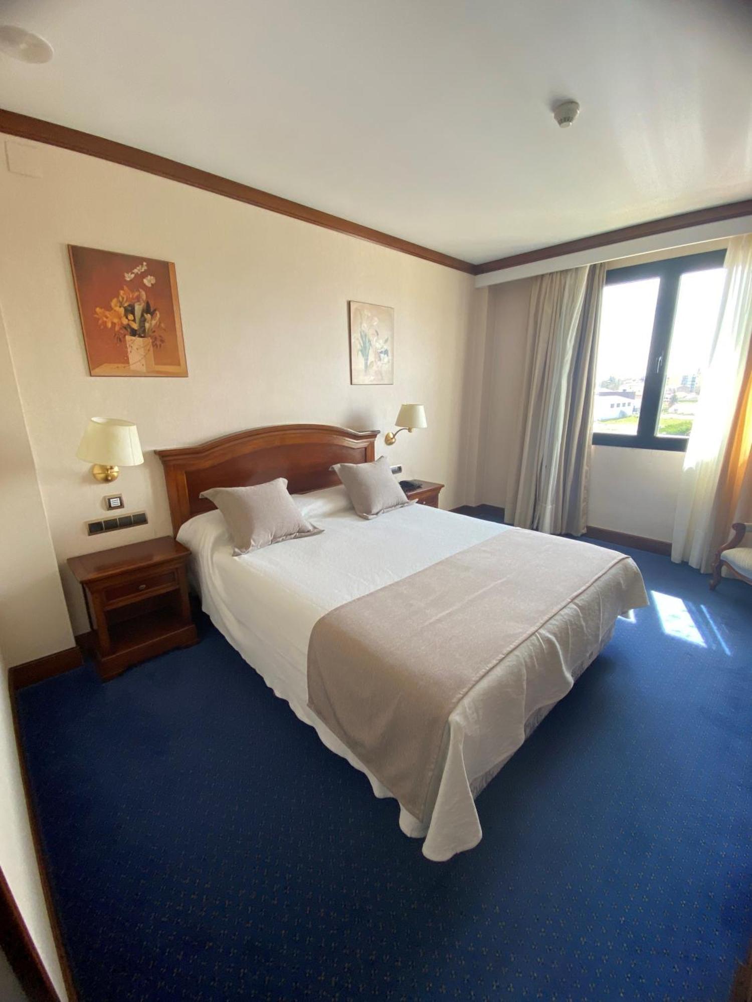Hotel Villa De Almazán Dış mekan fotoğraf