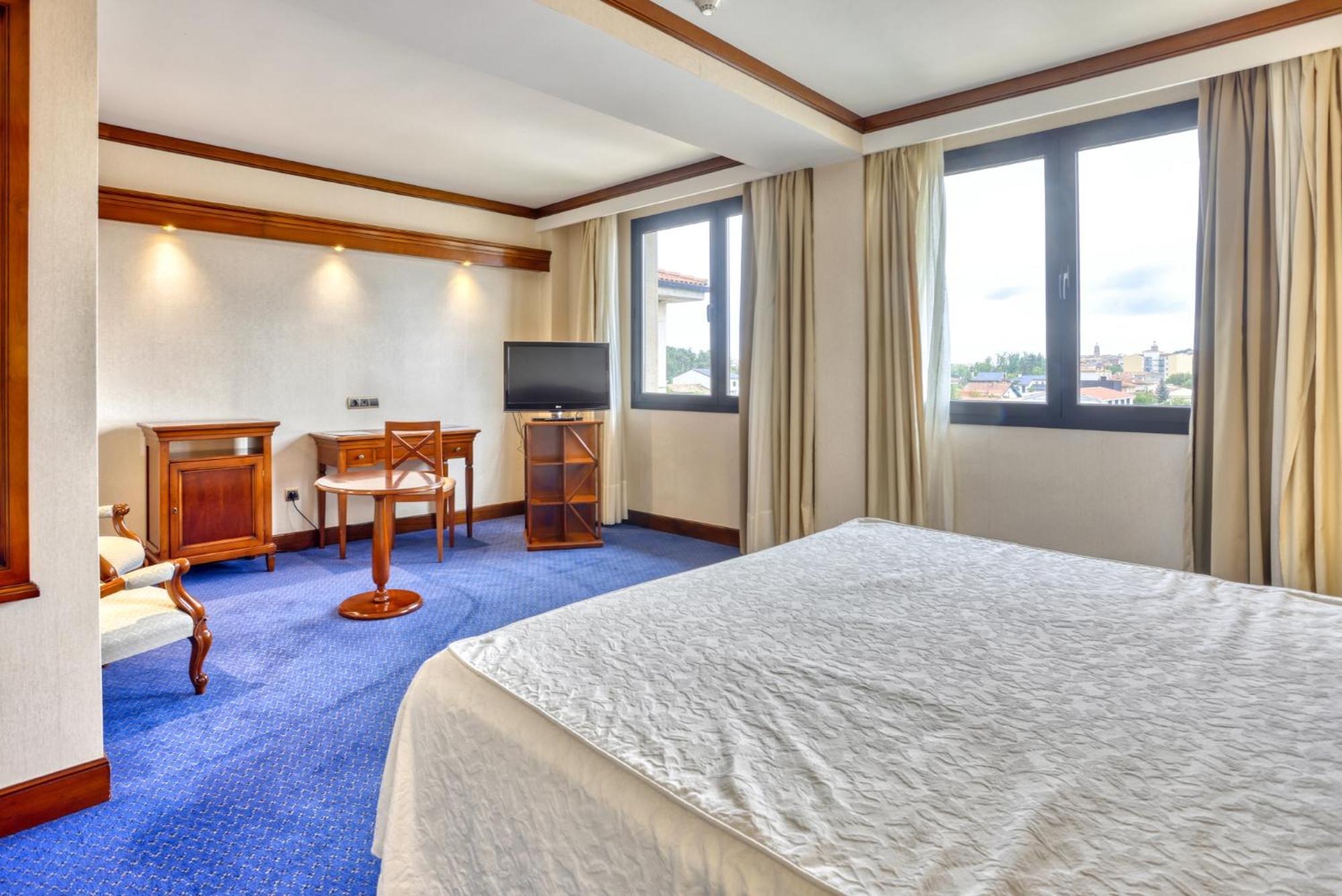 Hotel Villa De Almazán Dış mekan fotoğraf