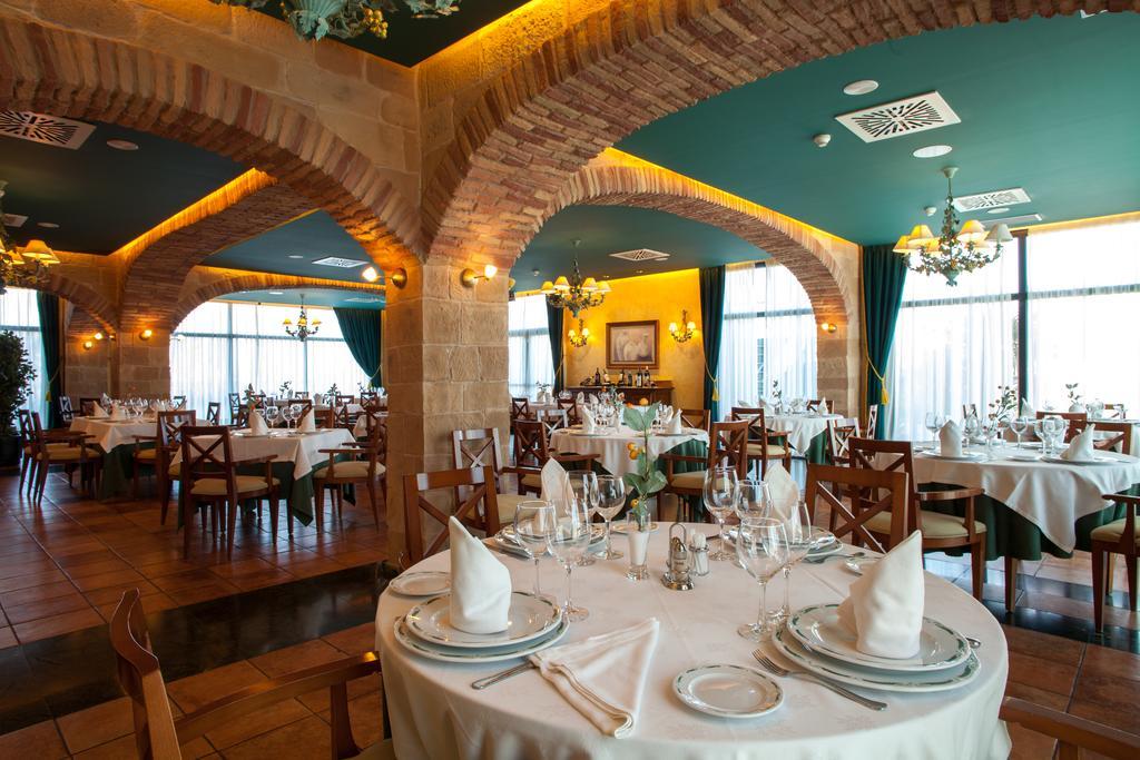 Hotel Villa De Almazán Dış mekan fotoğraf